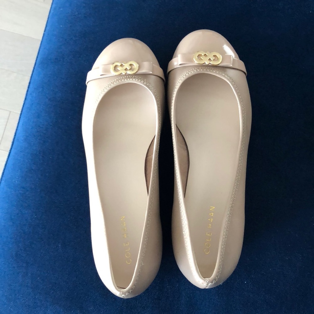 New patent ColeHaan wedge (maple sugar color)